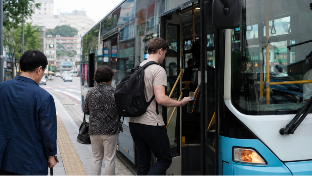 Using a local bus in Busan